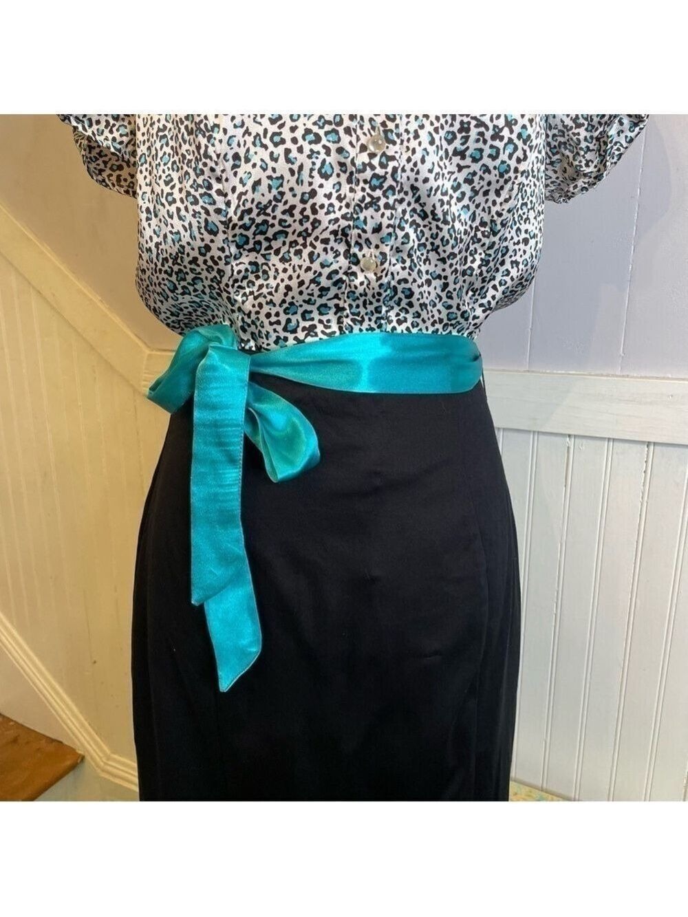 Heart Soul Y2K Leopard Print Puff Sleeve Satin Tie Blouse Size Large - Picture 6 of 14